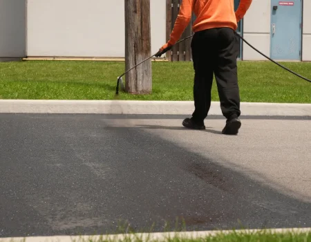 mistakes-when-sealing-your-driveway